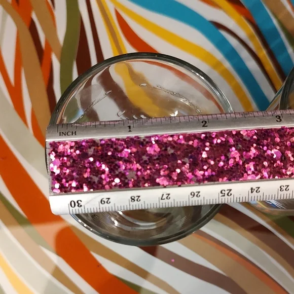 Disney Donald and Minnie Glass Set - Blue and Red Highlights - Picture 6 of 6